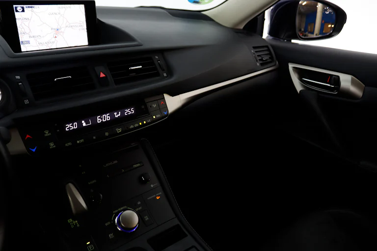 Lexus Ct 200h 1.8 Hybrid 100cv Executive Auto 5P # NAVY, FAROS LED,CAMARA TRASERA foto 19