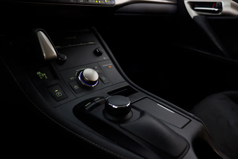 Lexus Ct 200h 1.8 Hybrid 100cv Executive Auto 5P # NAVY, FAROS LED,CAMARA TRASERA foto 20