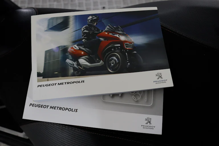Peugeot Metropolis METROPOLIS 400i RX-R ABS 35cv foto 19