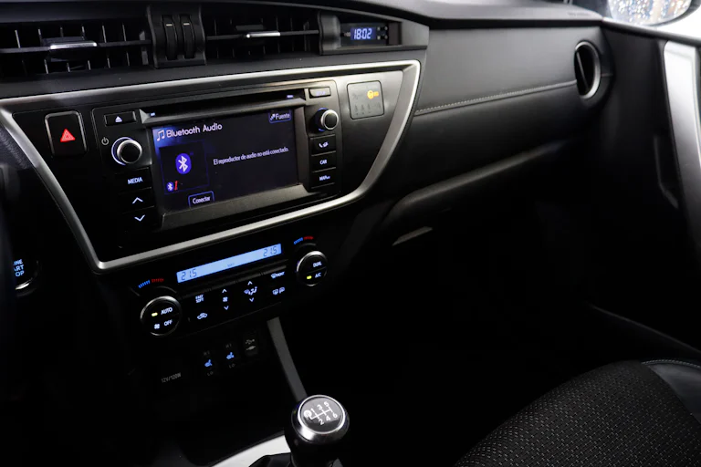 Toyota Auris 2.0 D 124cv ACTIVE TOURING SPORT 5P S/S # BIXENON, PARKTRONIC foto 20