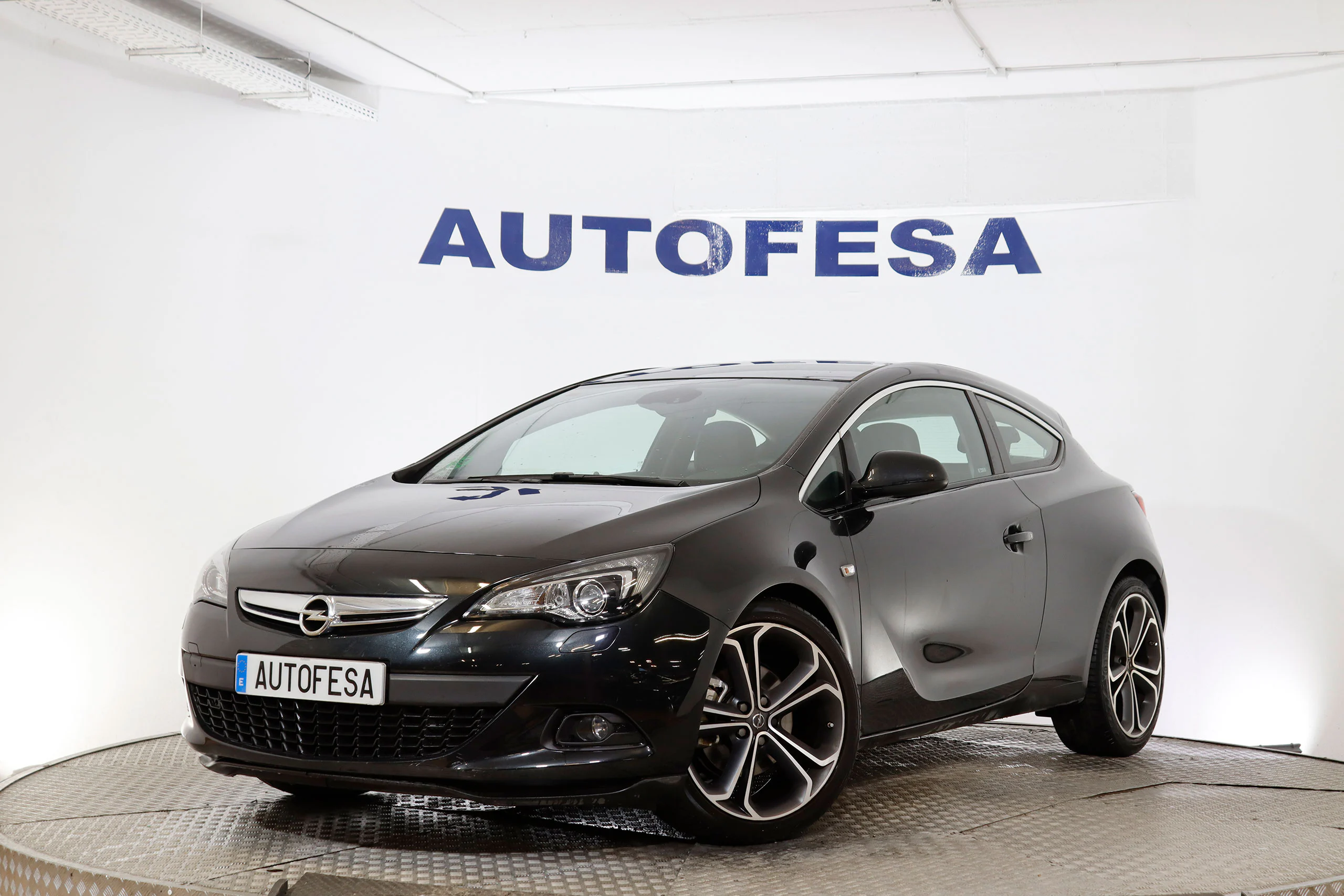 Opel Astra GTC 1.4i 140cv 3P S/S # BIXENON - Foto 1