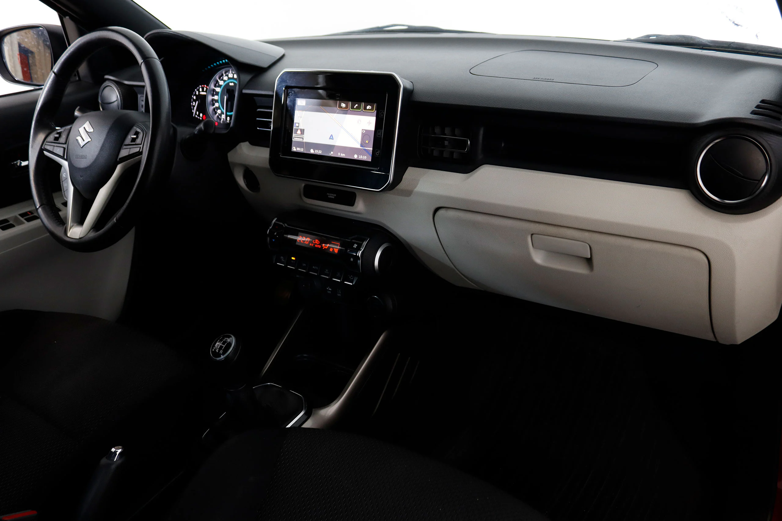 Suzuki Ignis 1.2 DualJet Privilege 90cv 5P # NAVY,CAMARA TRASERA,FAROS LED - Foto 13