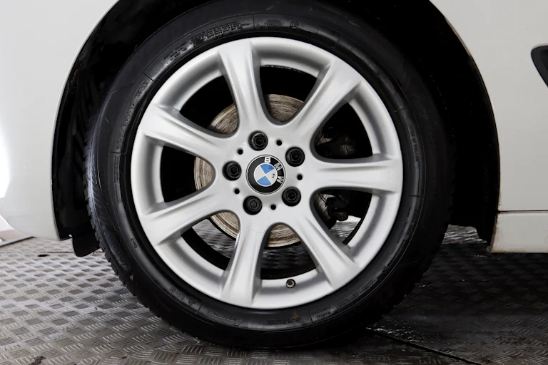 BMW 318 Gran Turismo 150cv Auto 5P S/S # IVA DEDUCIBLE, NAVY, FAROS LED foto 27