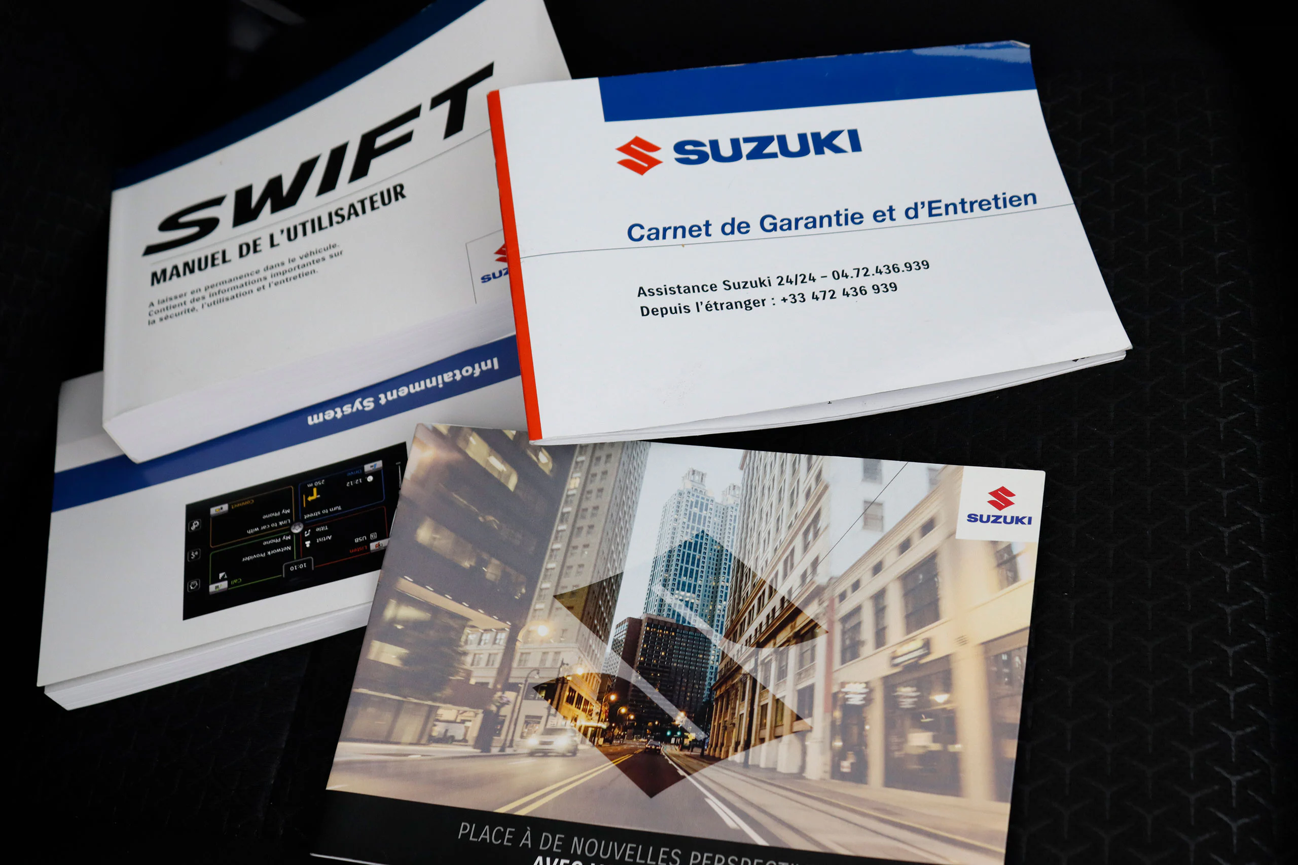 Suzuki Swift 1.2 DualJet Hybrid Pack 83cv 5P S/S # IVA DEDUCIBLE, NAVY, FAROS LED - Foto 25
