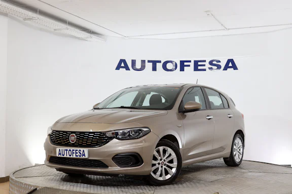 Fiat Tipo 1.4 T Lounge 120cv 5P S/S
