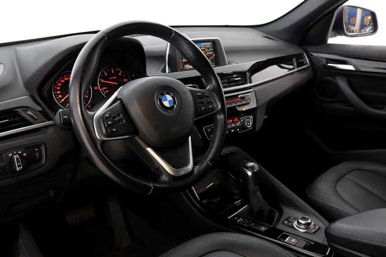 BMW X1 2.0 D X-Drive X-Line 190cv Auto 5P S/S # IVA DEDUCIBLE, NAVY, CUERO, FAROS LED foto 14