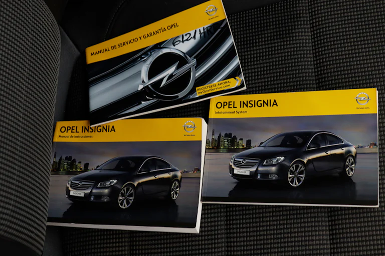Opel Insignia ST 2.0 CDTi 160cv Excellence Auto 5P # NAVY foto 26