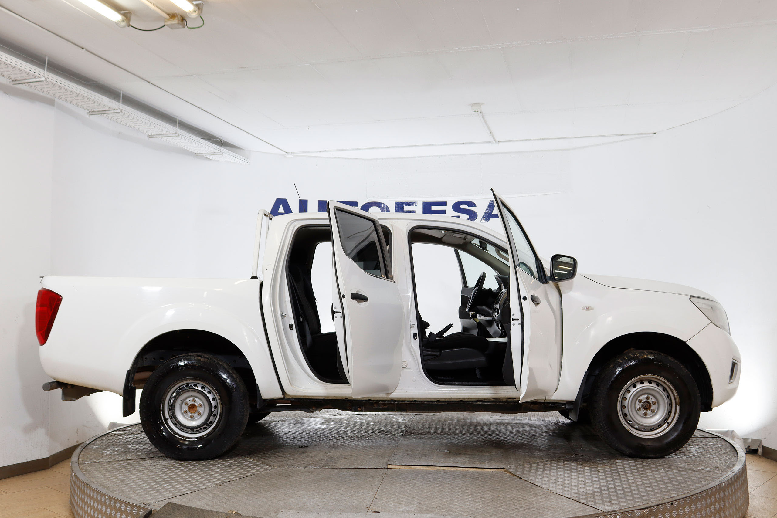 Nissan Navara 2.3 DCI Doble Cabina 4X4 163cv 4P # BOLA REMOLQUE foto 11