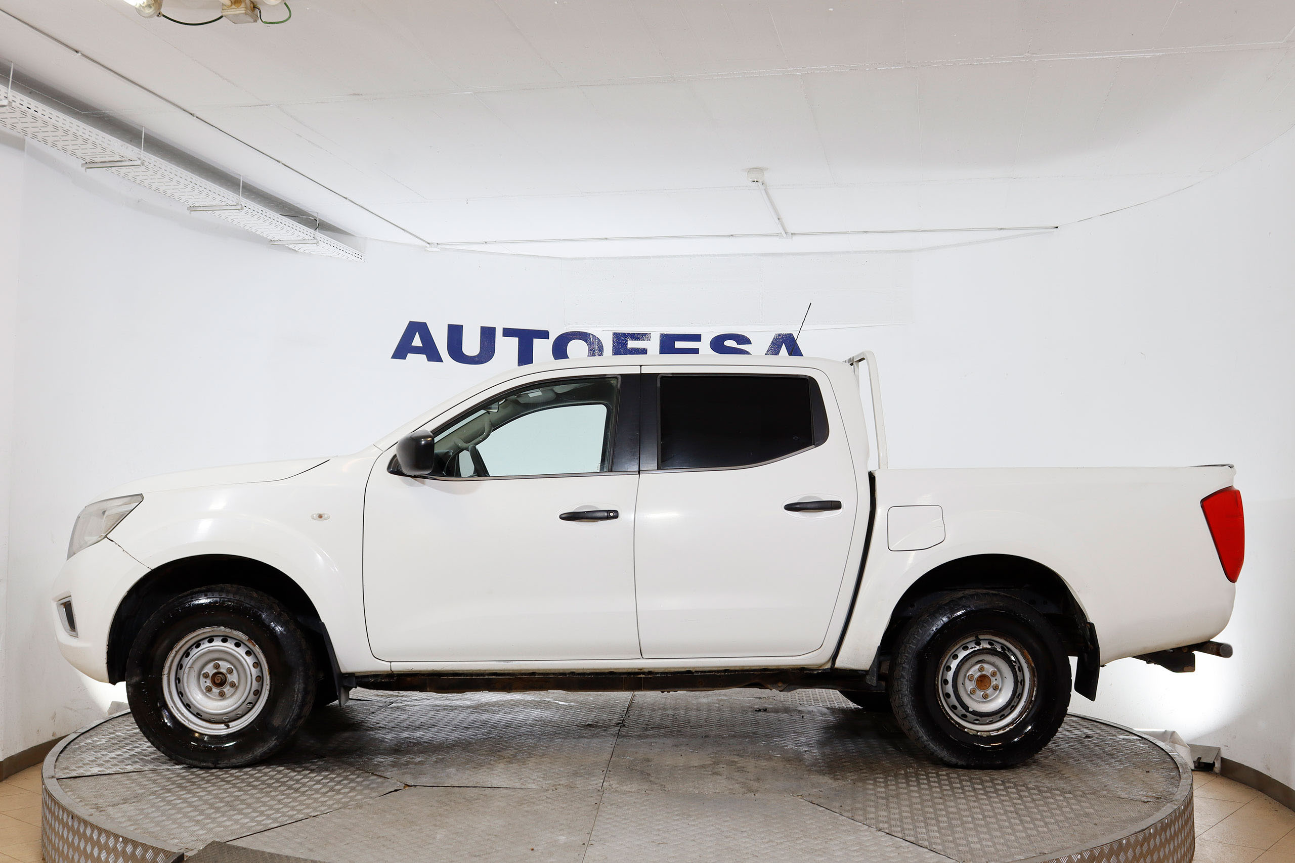 Nissan Navara 2.3 DCI Doble Cabina 4X4 163cv 4P # BOLA REMOLQUE foto 5