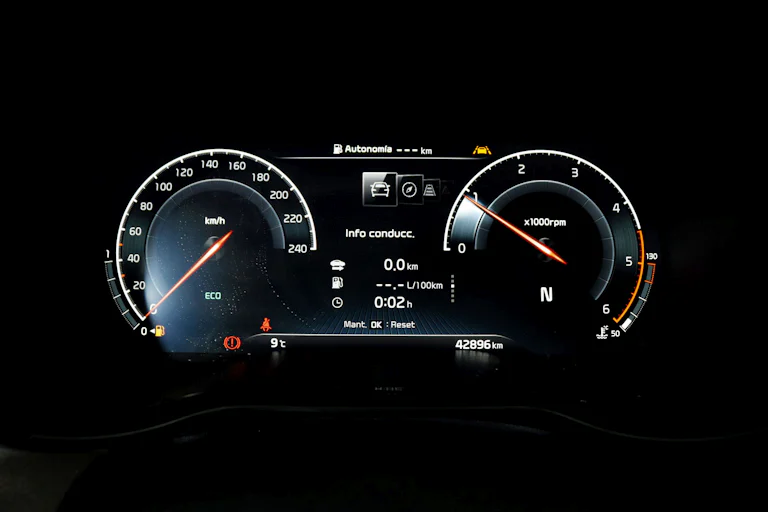 Kia Ceed SW 1.6 CRDI GT-Line 136cv 5P S/S # IVA DEDUCIBLE, NAVY, FAROS LED foto 17