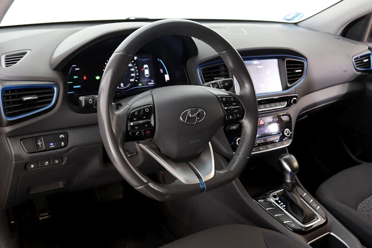 Hyundai Ioniq 1.6 GDI PHEV Tecno DCT 141cv Auto 5P # IVA DEDUCIBLE, NAVY, FAROS LED foto 14