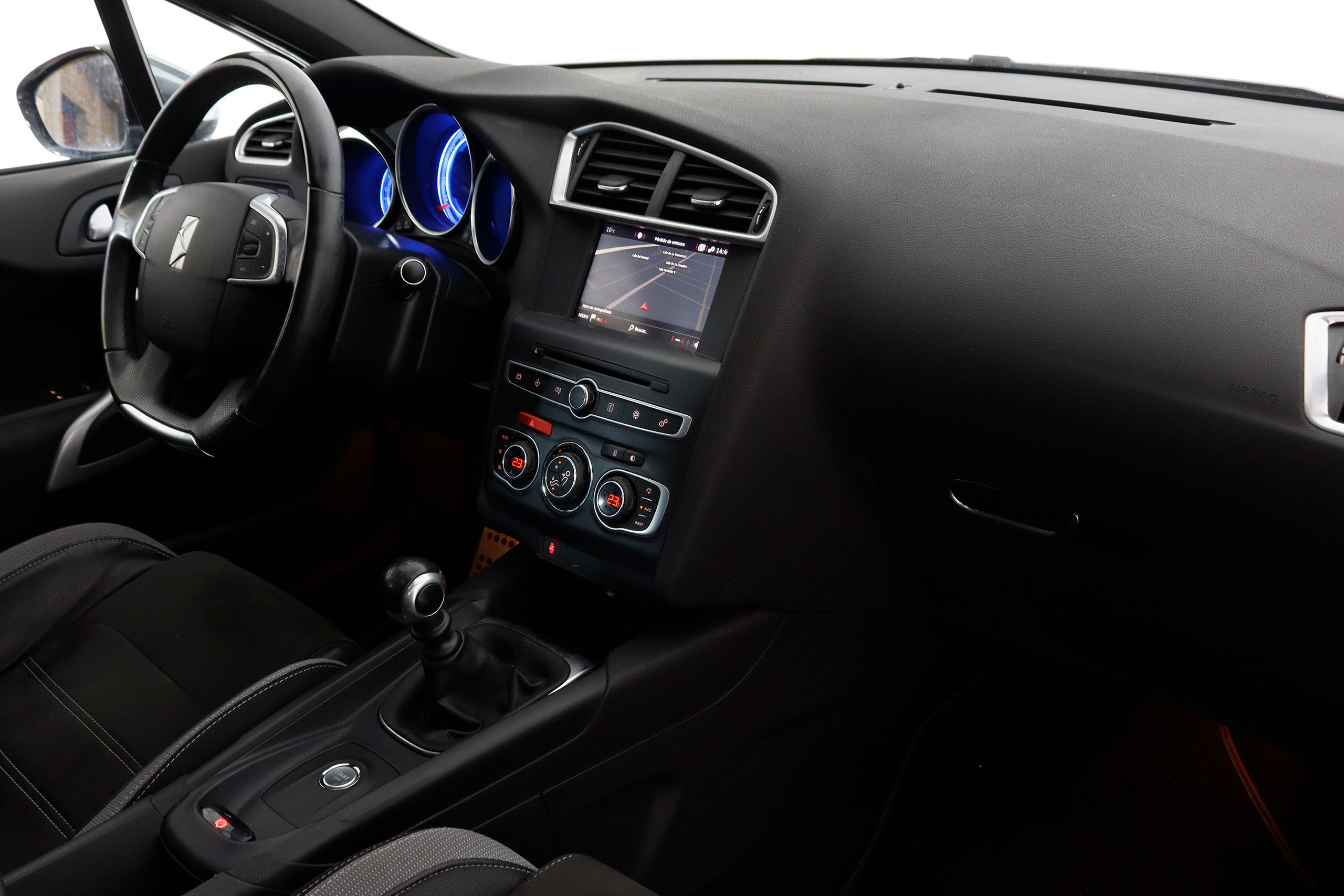 DS DS 4 1.2 PureTech Chic 130cv 5P S/S # NAVY, BIXENON foto 14