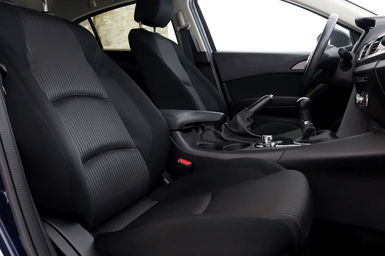 Mazda 3 2.2 DE Luxury 150cv 5P S/S # NAVY, BIXENON foto 20