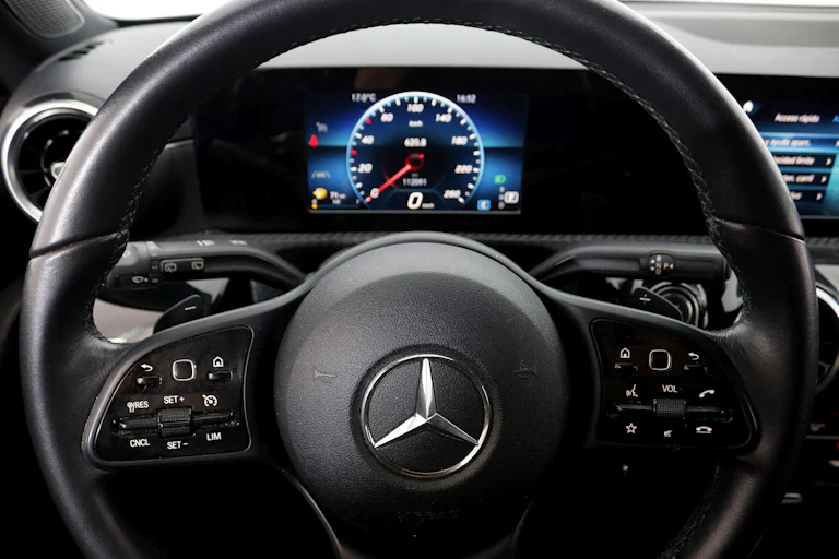 Mercedes-benz A 180 D 7G-DCT Style 116cv Auto 5P S/S # FAROS LED foto 17