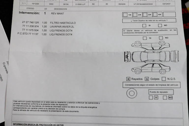 Renault Megane 1.5 DCI RS-Line 115cv 5P S/S # BUTACA DEPORTIVA,NAVY, FAROS LED foto 28