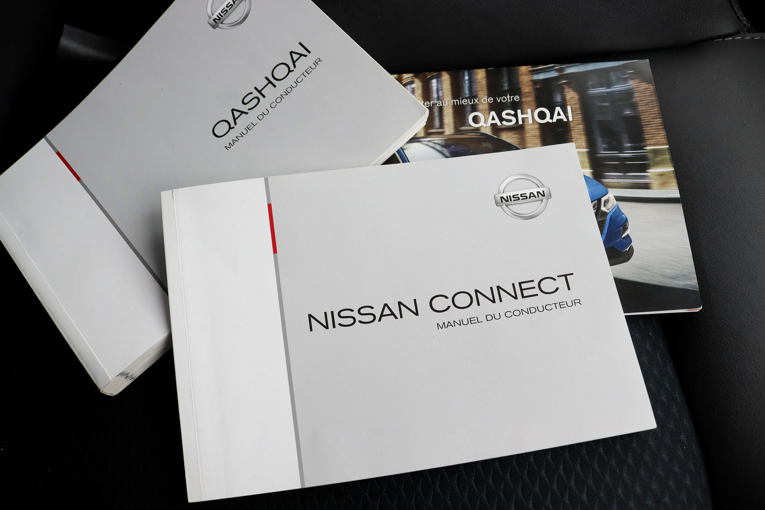 Nissan Qashqai 1.2 DIG-T N-Connecta 4X2 115cv 5P S/S # NAVY, FAROS LED, CAMARA 360 - Foto 25