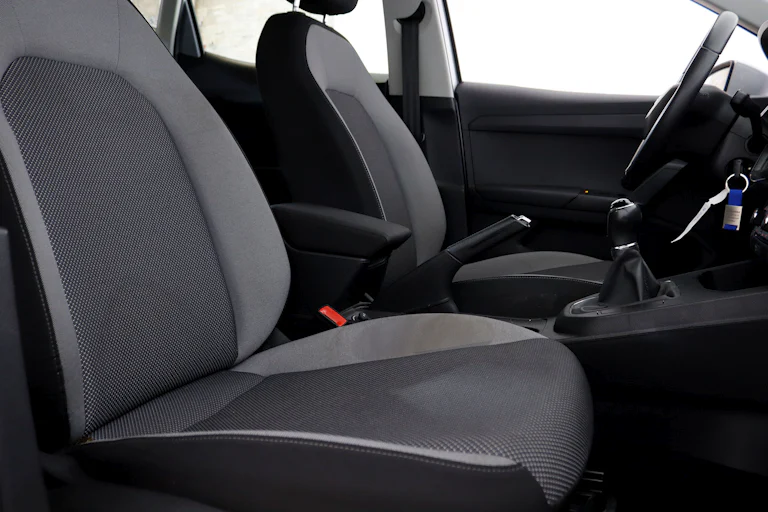 Seat Ibiza 1.6 TDI Style 80cv 5P S/S # IVA DEDUCIBLE, NAVY foto 21