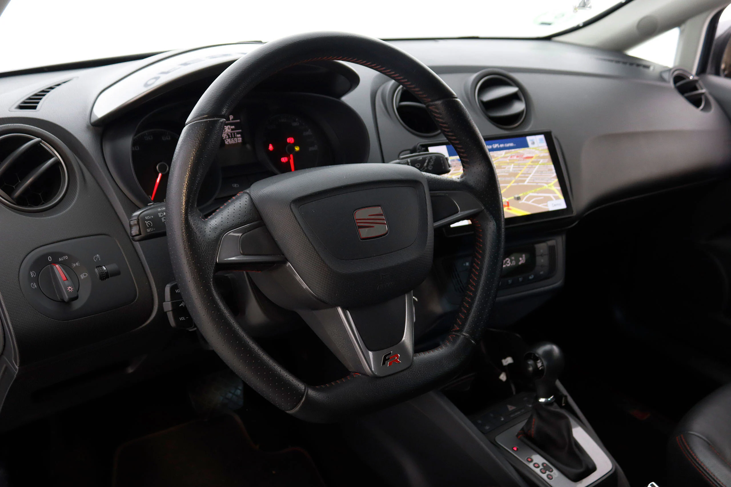 Seat Ibiza ST 1.4 FR 150cv DSG 5P # NAVY, CUERO, BIXENON - Foto 14