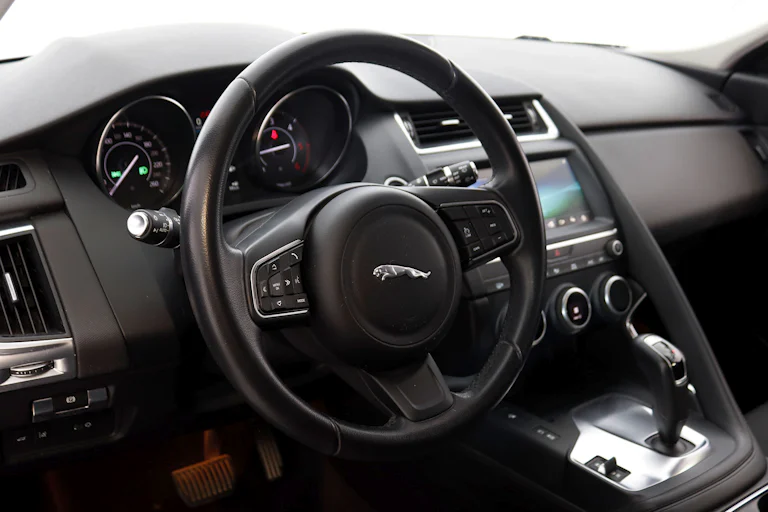 Jaguar E-pace 2.0 D AWD 150cv Auto 5P S/S # IVA DEDUCIBLE, FAROS LED foto 14