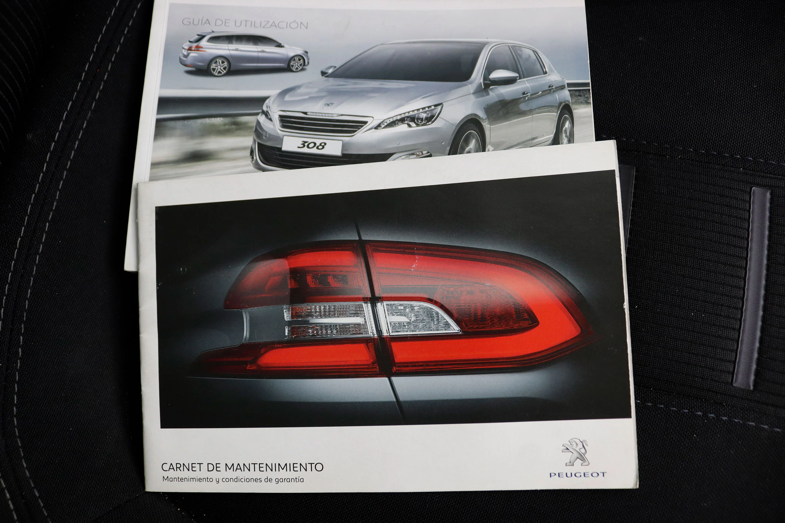 Peugeot 308 1.6 HDI Allure 115cv 5P S/S # NAVY, FAROS LED, TECHO PANORAMICO - Foto 23
