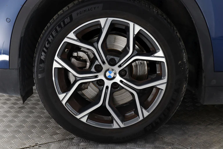 BMW X1 Hibrido Enchufable X-Drive 25e X-Line 220cv Auto 5P # IVA DEDUCIBLE, NAVY, PARKTRONIC foto 25
