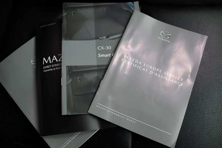 Mazda CX-30 2.0L Skyactiv-X Luxury 180cv 5P S/S # IVA DEDUCIBLE, NAVY, CUERO, TECHO ELECTRICO, CAMARA 360, FAROS LED foto 27