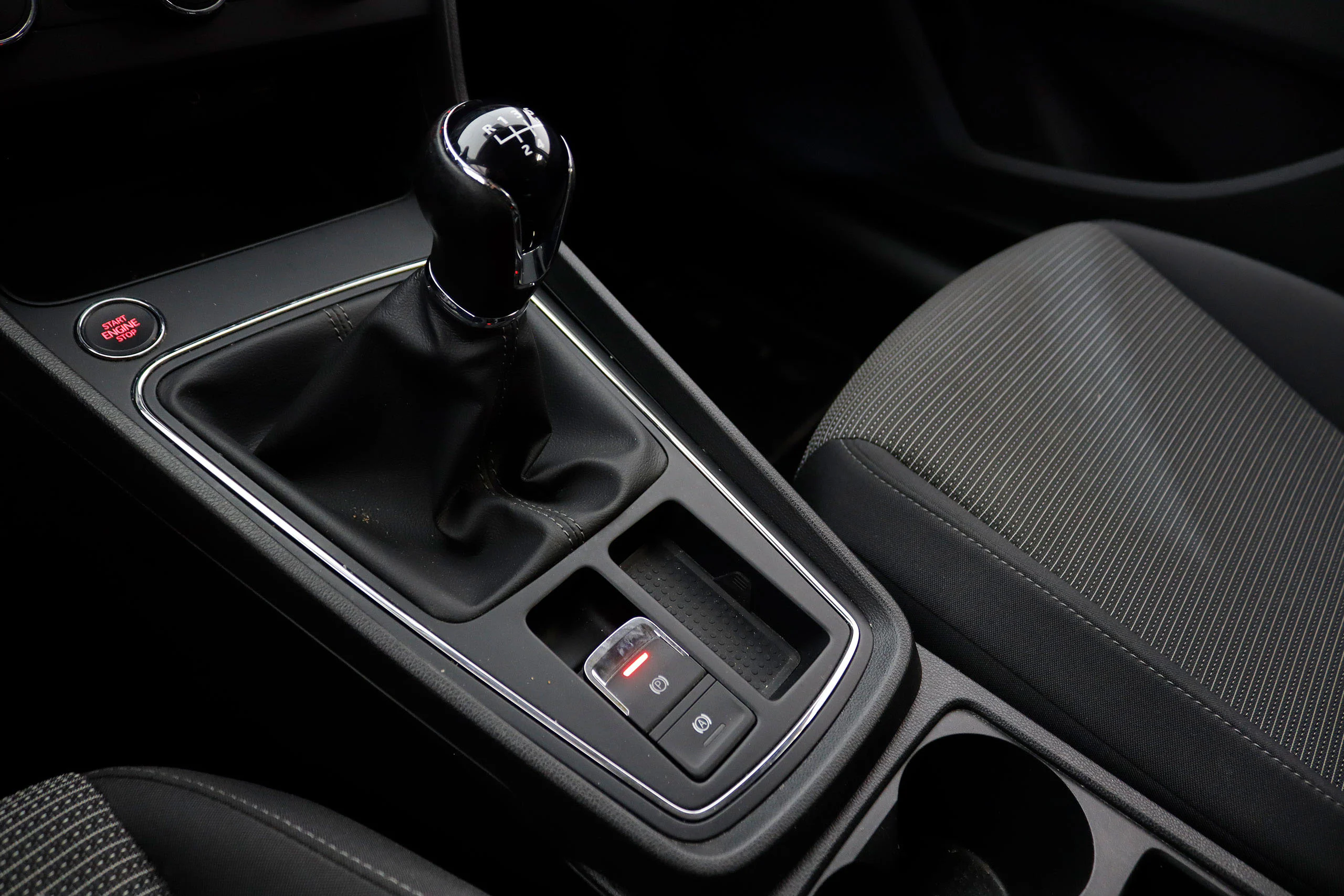 Seat Leon ST 1.6 TDI Style 115cv 5P S/S # IVA DEDUCIBLE, PARKTRONIC - Foto 17
