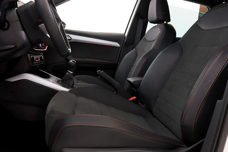 Seat Arona 1.0 TGI FR GNC 90cv 5P S/S # IVA DEDUCIBLE, NAVY, FAROS LED, PARKTRONIC foto 22
