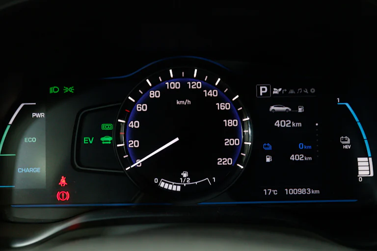 Hyundai Ioniq 1.6 PHEV DCT Tecno 141cv Auto 5P # NAVY, PARKTRONIC foto 17