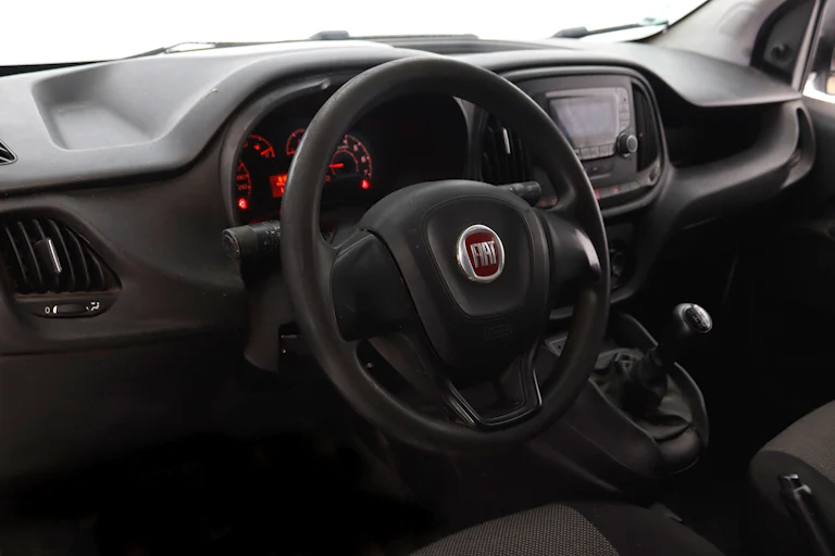 Fiat Doblo 1.3 MJET Maxi Carga Aumentada 95cv 4P # IVA DEDUCIBLE foto 7