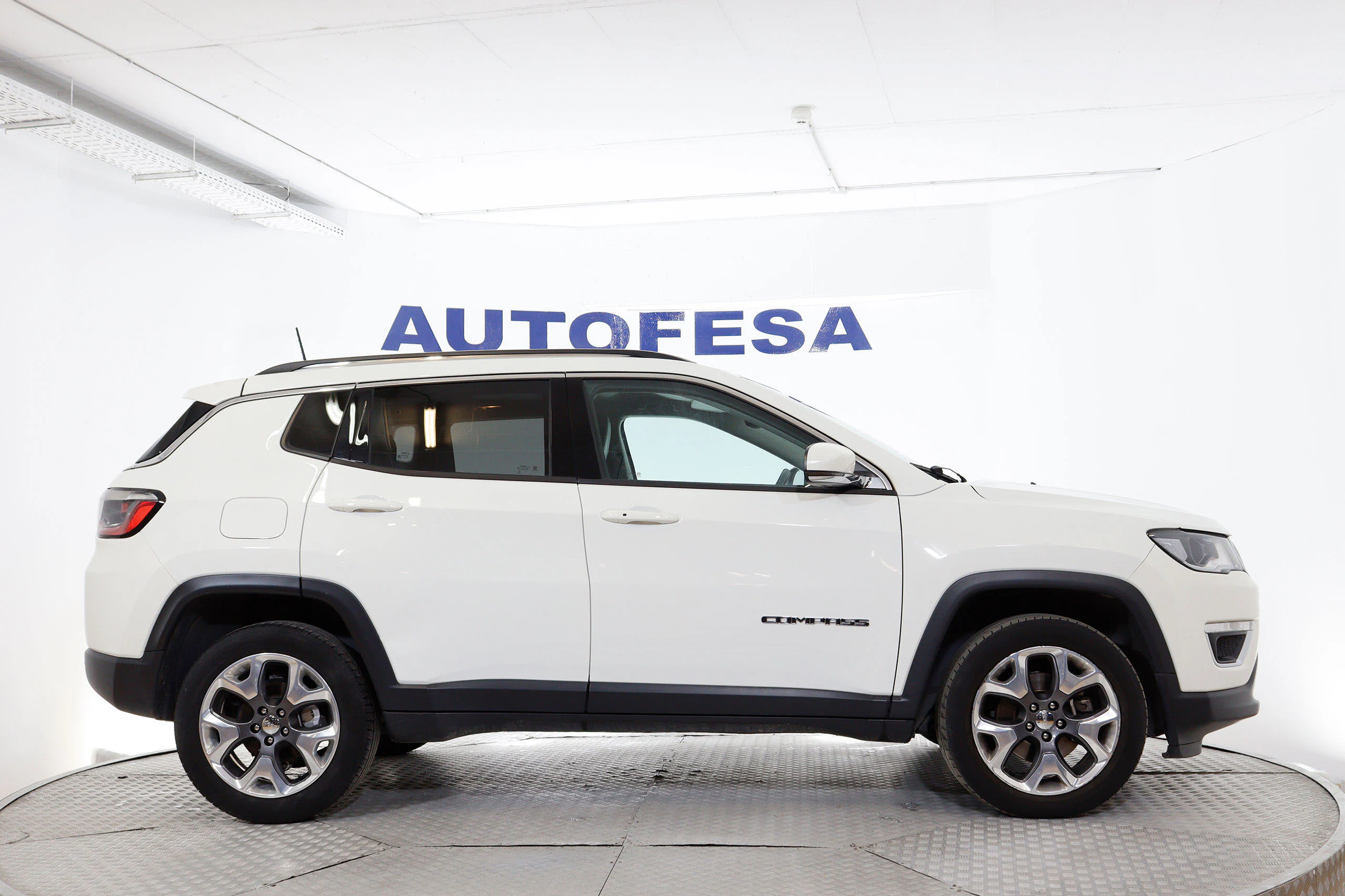 Jeep Compass 2.0 Limited 4X4 170cv Auto 5P S/S # IVA DEDUCIBLE, NAVY, FAROS LED, PARKTRONIC - Foto 10