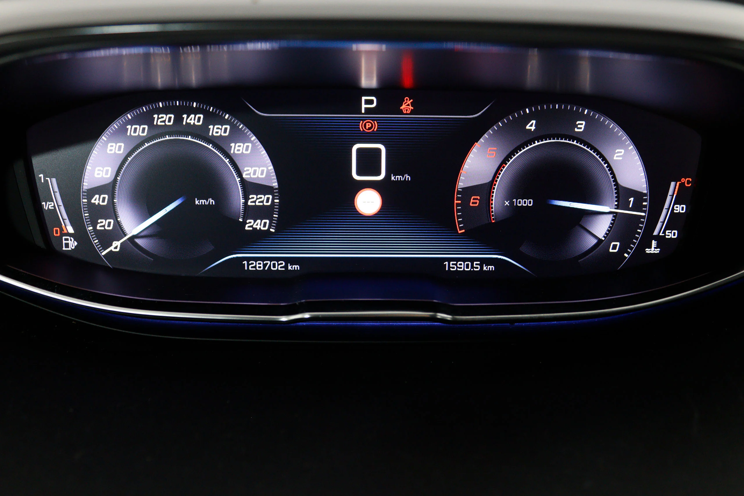 Peugeot 5008 1.5 BlueHDI Active 130cv EAT8 5P S/S 7 Plazas # PARKTRONIC - Foto 13