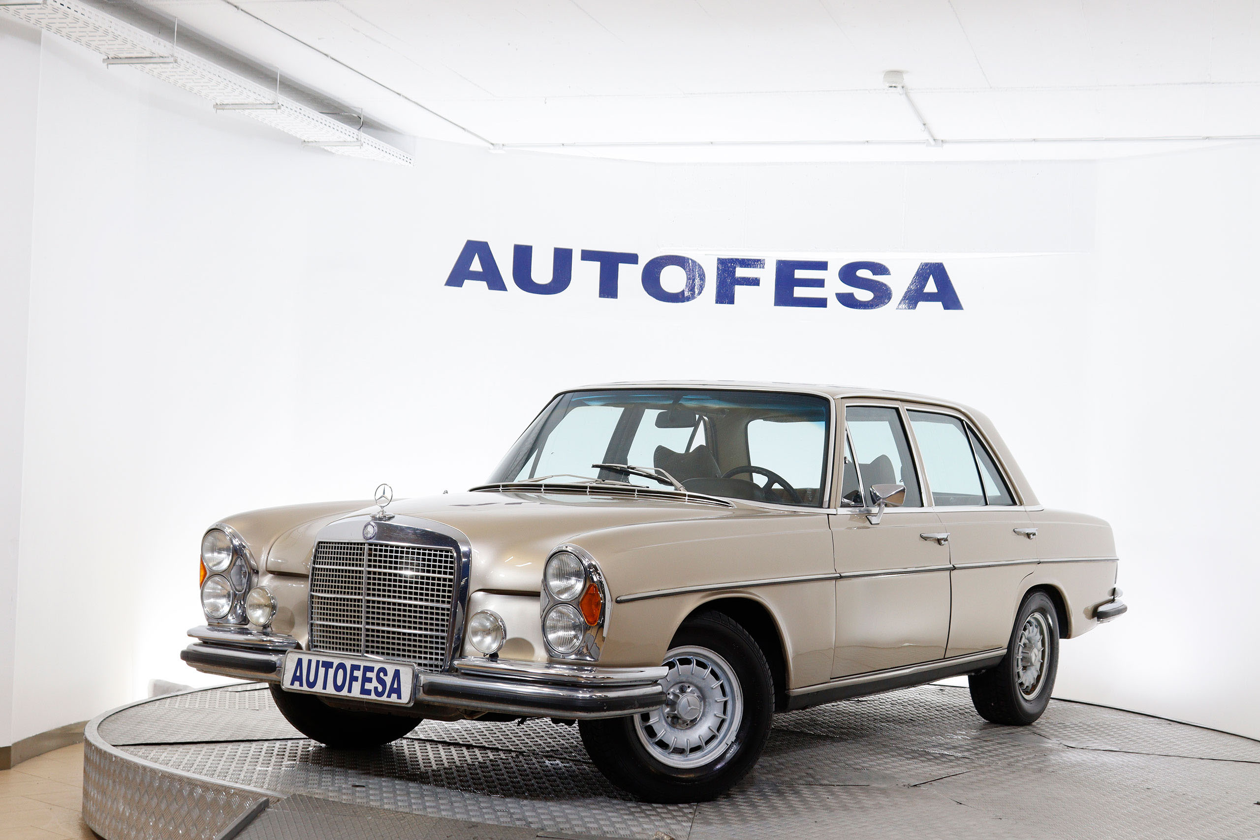 Mercedes-benz 280 3.5 200cv Auto 4P # TECHO ELECTRICO foto 1