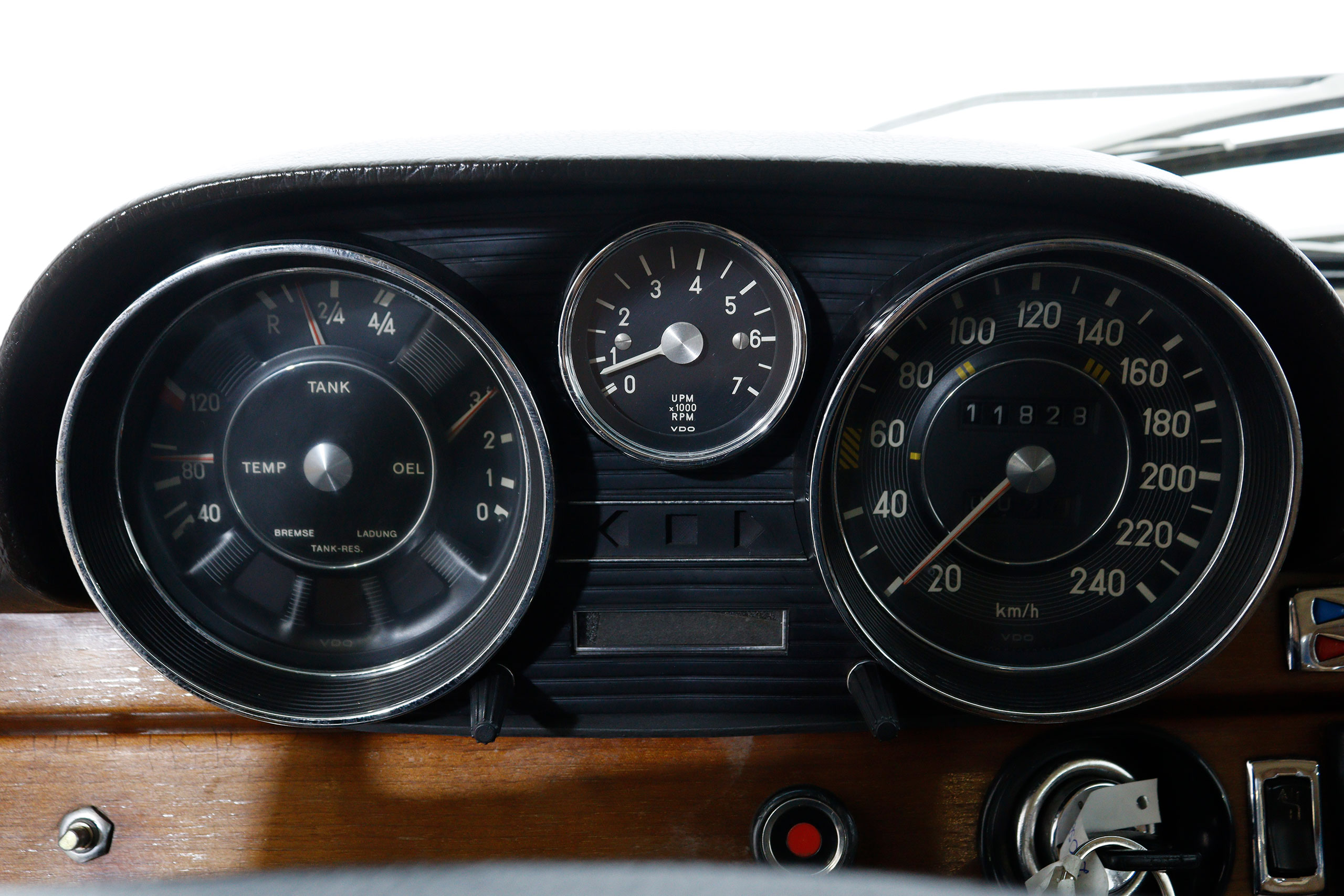 Mercedes-benz 280 3.5 200cv Auto 4P # TECHO ELECTRICO foto 18