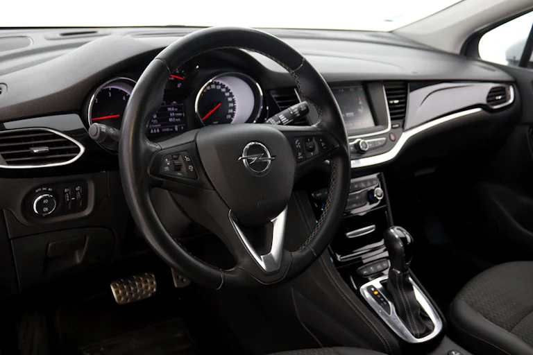 Opel Astra Sports Tourer 1.6 CDTi Excellence 136cv Auto 5P # PARKTRONIC foto 14