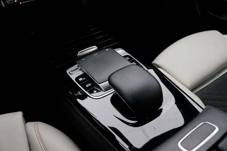 Mercedes-benz A 180 D Style 116cv 7G-DCT 5P S/S # IVA DEDUCIBLE, NAVY, FAROS LED, PARKTRONIC foto 22