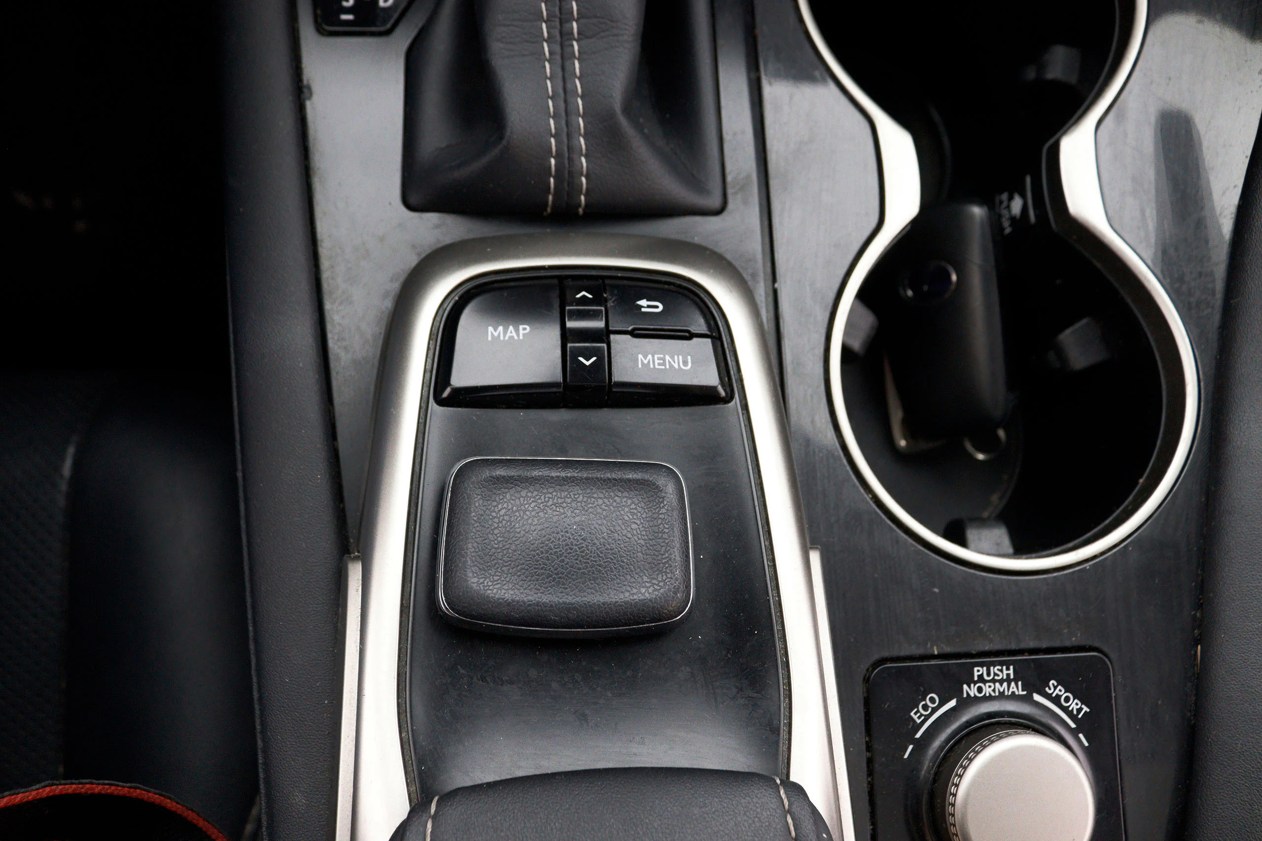 Lexus Rx 450h 3.5 Executive Tecno AWD 262cv Auto 5P # IVA DEDUCIBLE, NAVY, CUERO, TECHO ELECTRICO, FAROS LED - Foto 20