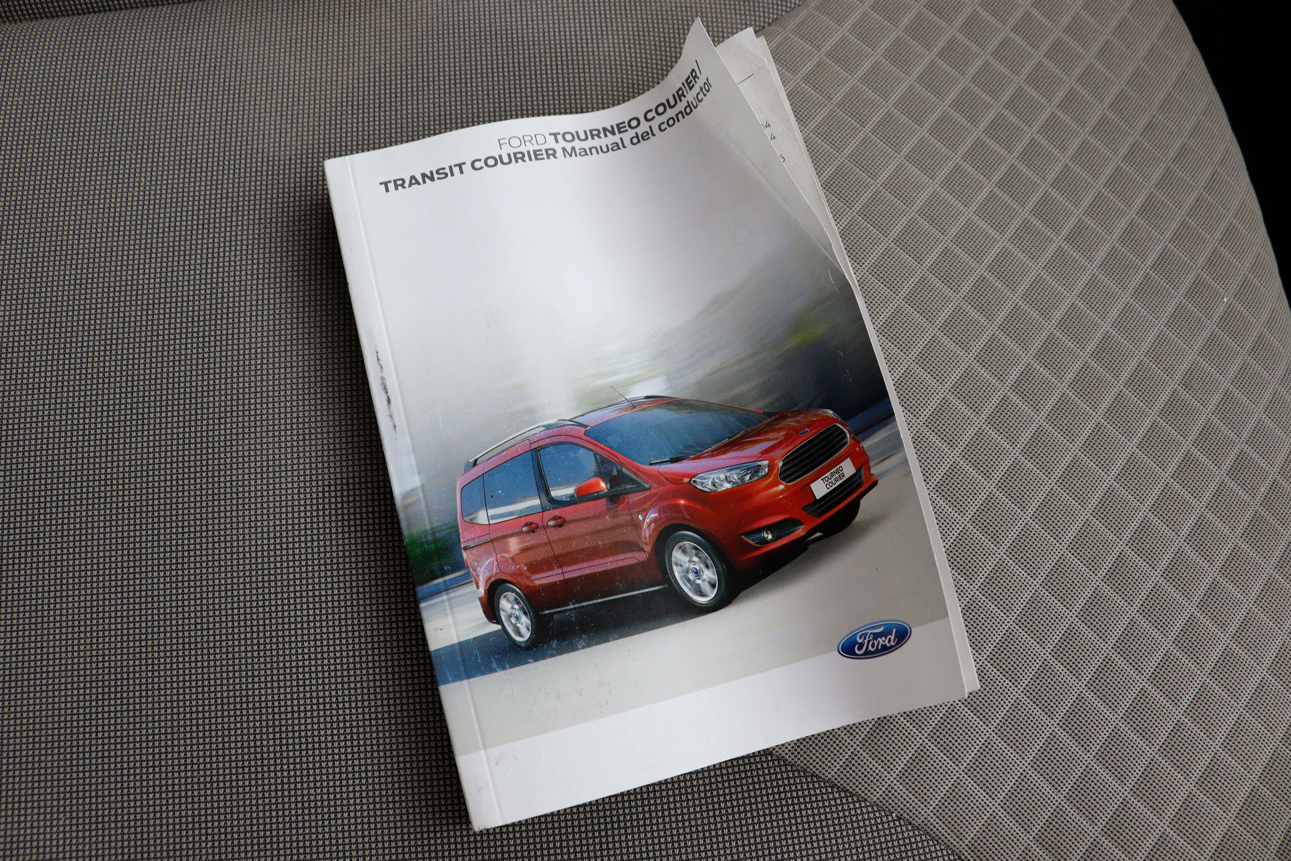 Ford Tourneo Courier 1.0 EcoBoost Titanium 100cv 5P - Foto 22