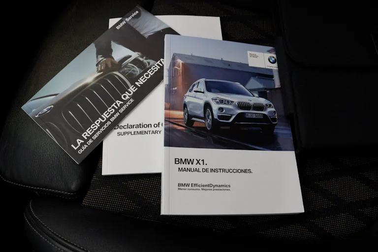 BMW X1 S-Drive18D X-Line 150cv Auto 5P S/S # NAVY, TECHO ELECTRICO PANORAMICO, FAROS LED, PARKTRONIC foto 28