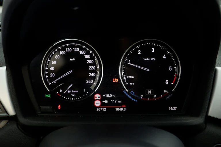 BMW X1 S-Drive 18D 150cv 5P S/S # NAVY, PARKTRONIC foto 17