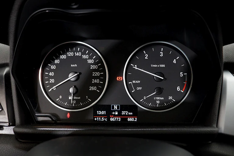 BMW 216 D Active Tourer 116cv 5P S/S # NAVY, FAROS LED foto 17