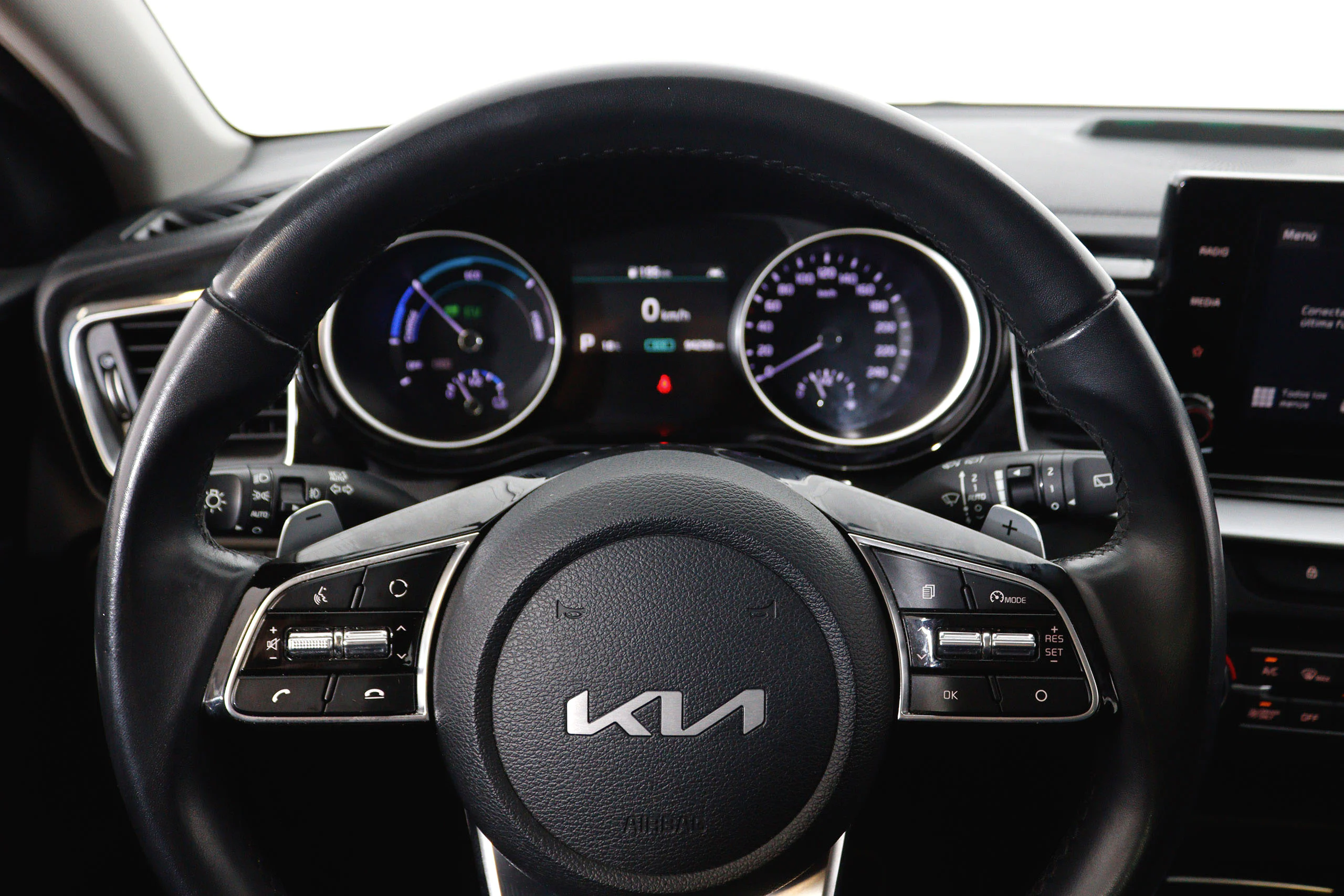 Kia XCEED 1.6 GDI PHEV e-Drive 141cv Auto 5P # IVA DEDUCIBLE, FAROS LED, PARKTRONIC - Foto 18