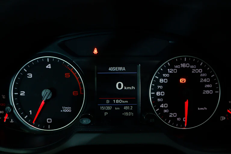 Audi Q5 3.0 TDI Quattro S-Tronic 240cv Auto 5P # NAVY, CUERO, TECHO ELECTRICO PANORAMICO, BIXENON foto 18