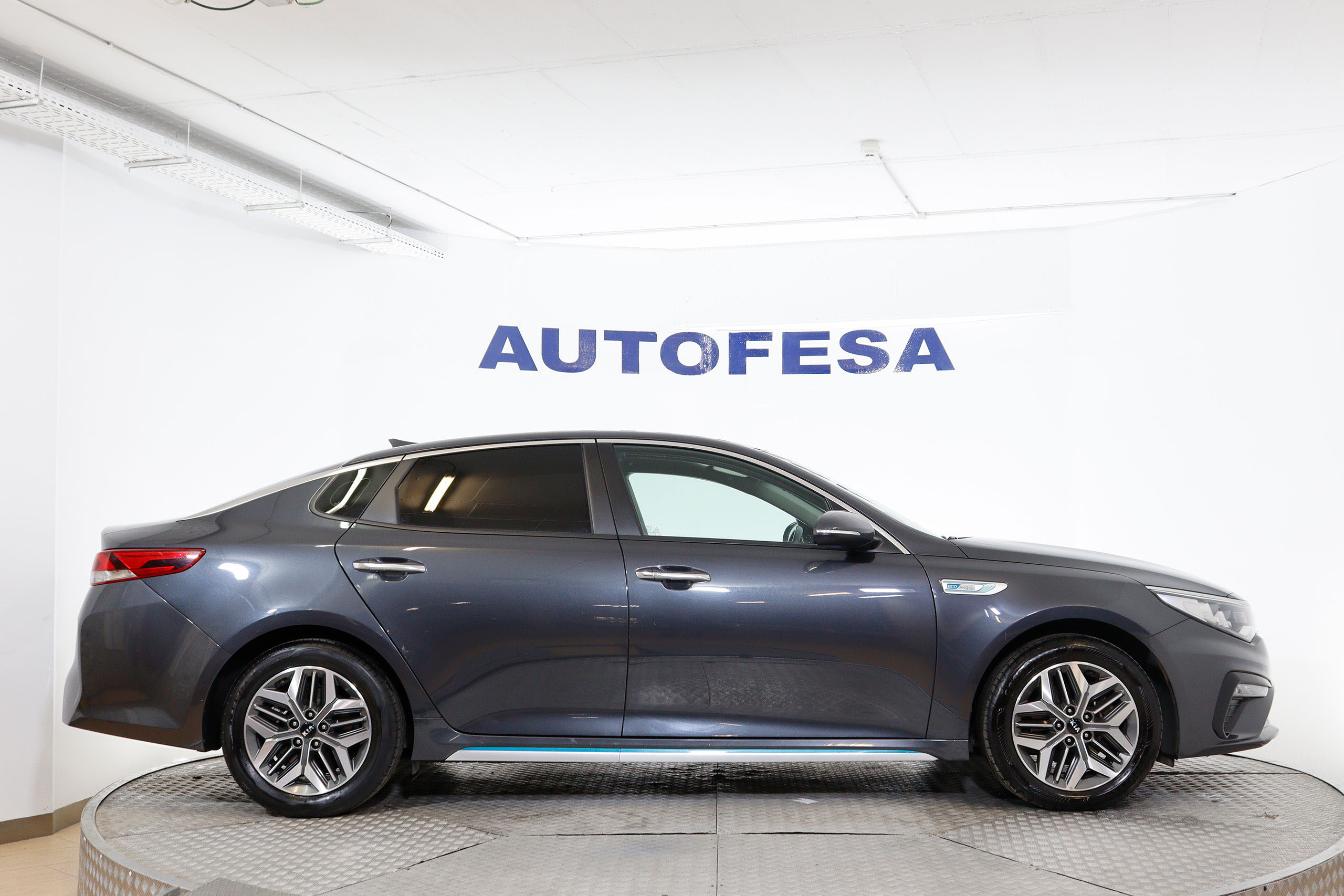 Kia Optima 2.0 GDI Hibrido Enchufable 205cv Auto 4P foto 10