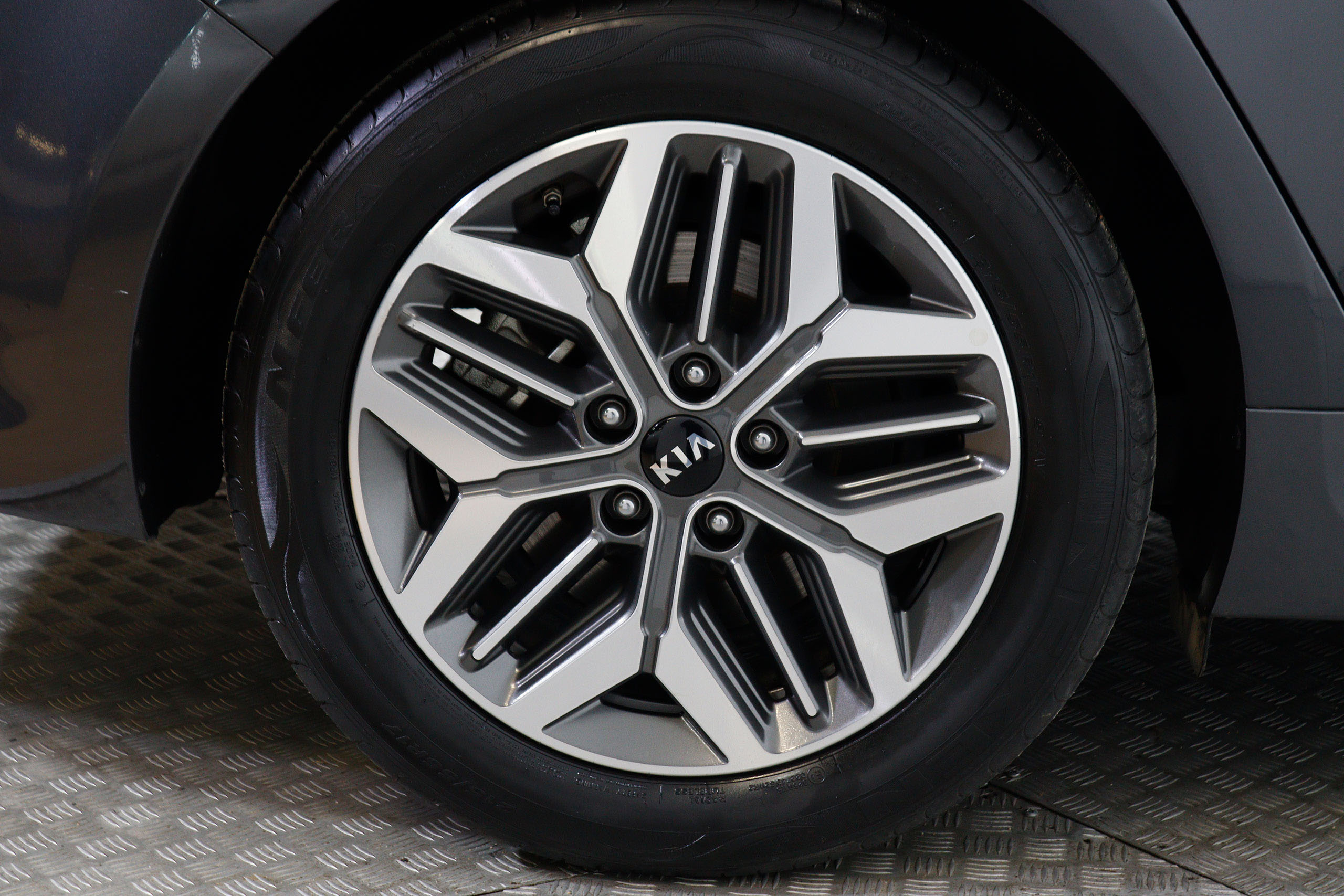 Kia Optima 2.0 GDI Hibrido Enchufable 205cv Auto 4P foto 25