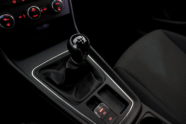 Seat Leon ST 1.5 TSI Style Edition 130cv 5P # IVA DEDUCIBLE, PARKTRONIC foto 19