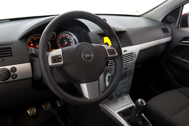 Opel Astra 1.7 CDTI Sport 100cv 5P foto 14