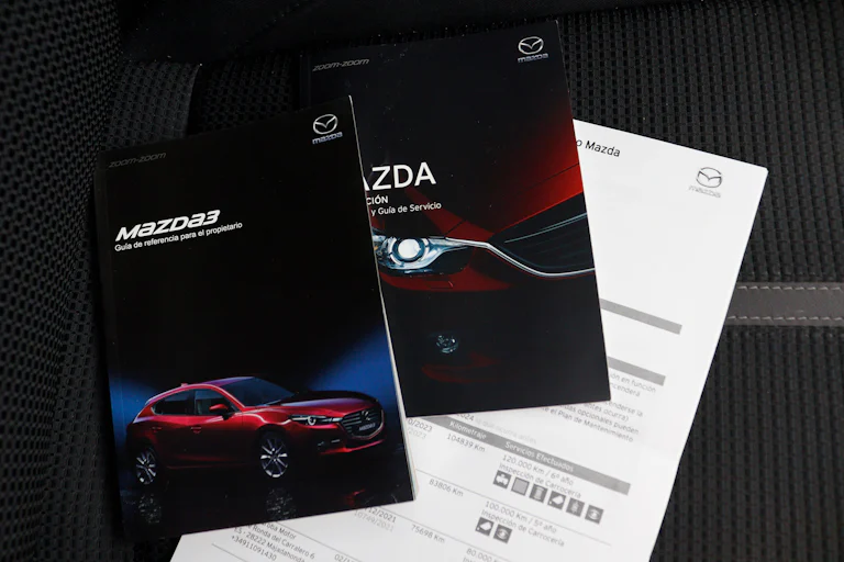 Mazda 3 Sedan 2.2 D 150 Zenith Navegador 150cv 4P # NAVY,HEAD UP DISPLAY,PARKTRONIC,CAMARA TRASERA,FAROS LED foto 25
