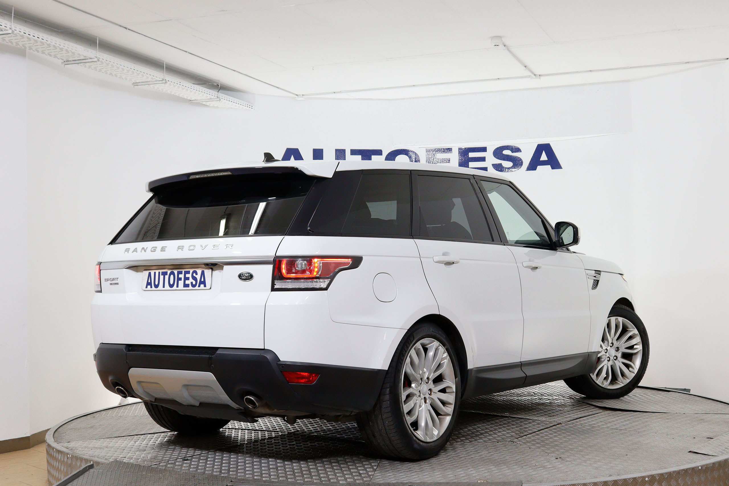 Land Rover Range Rover Sport 3.0L SDV6 Hybrid HSE 4X4 354cv Auto 5P S/S # NAVY, CUERO, PARKTRONIC foto 6