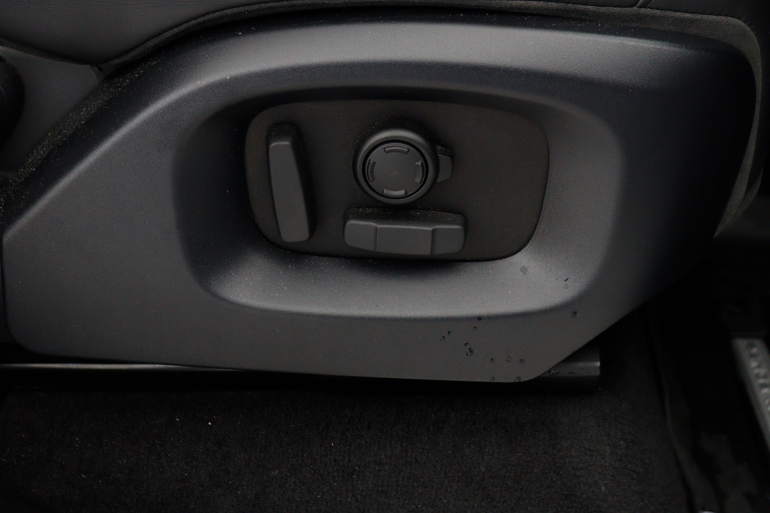 Land Rover Range Rover Sport 3.0L SDV6 Hybrid HSE 4X4 354cv Auto 5P S/S # NAVY, CUERO, PARKTRONIC foto 24